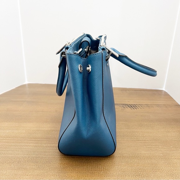 Michael Kors Sutton Satchel Teal - Picture 4 of 11